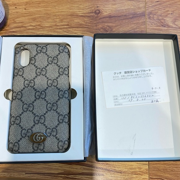 GUCCI phone case- iPhone NIB - Picture 1 of 5